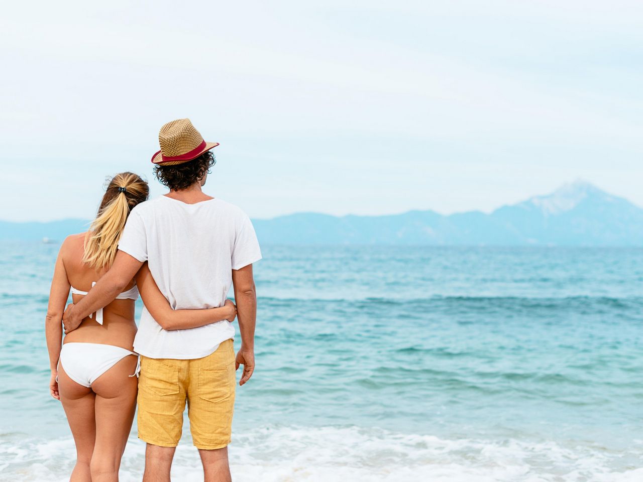 
 Feelflame Review: Is It Beneficial To Date Online?
